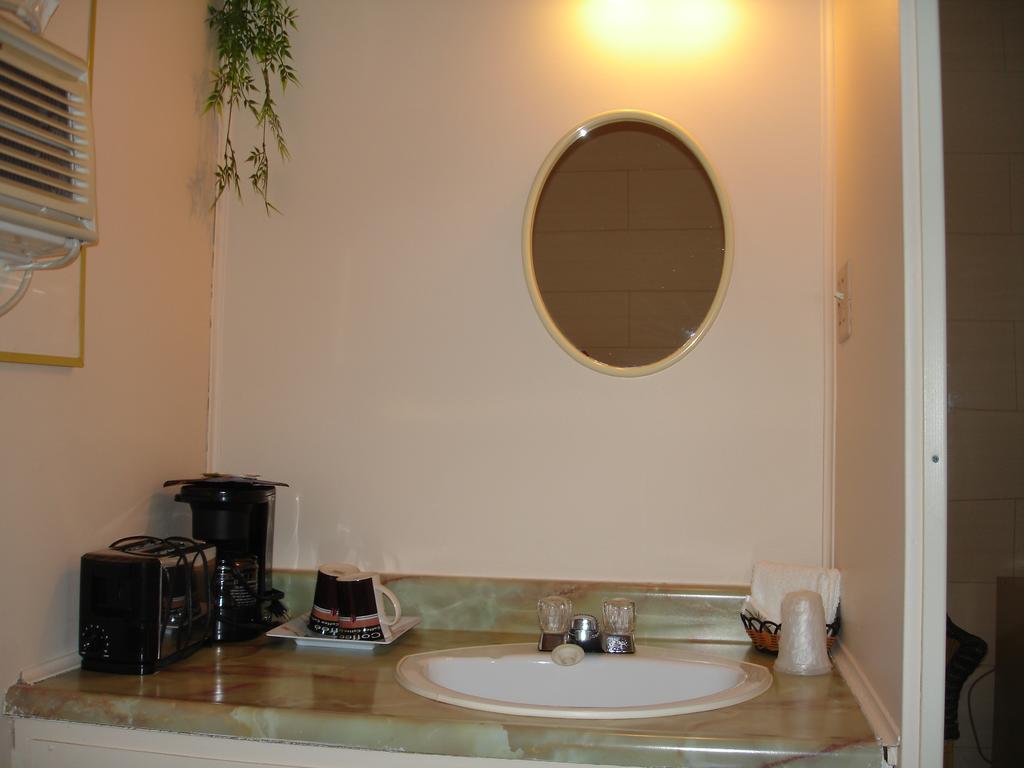 Motel Belair Rigaud ห้อง รูปภาพ